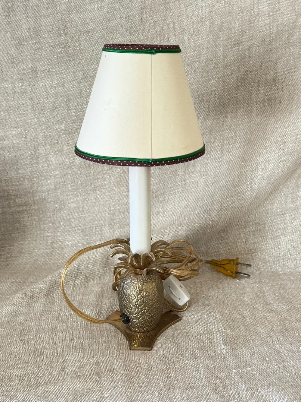 vintage brass pineapple mini lamp w/ Pat Wade shade